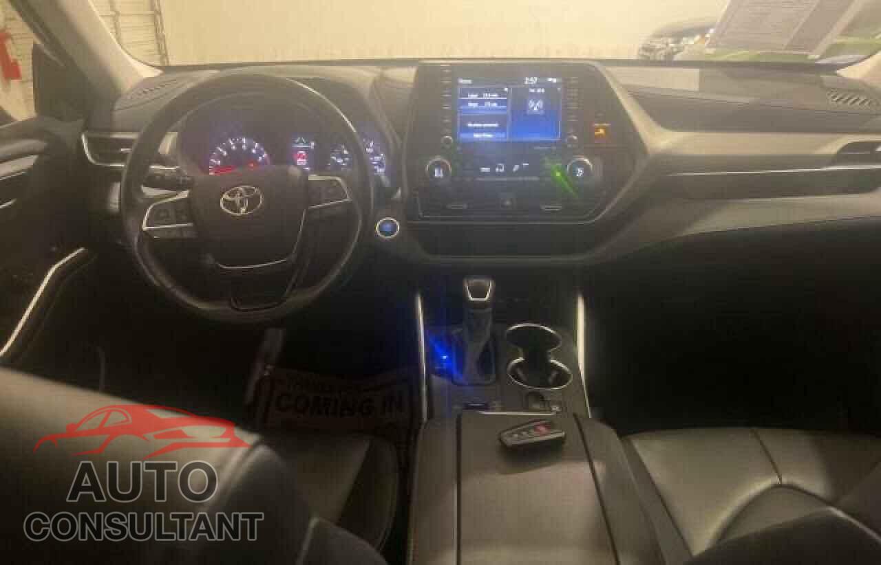 TOYOTA HIGHLANDER 2021 - 5TDZZRAH2MS058636
