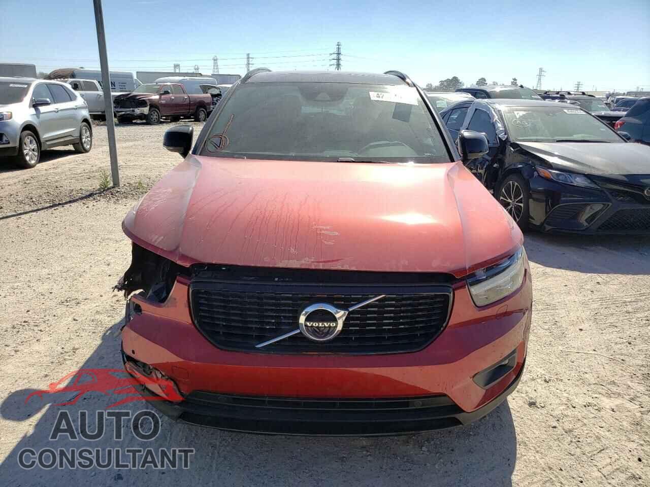 VOLVO XC40 2021 - YV4AC2HM0M2425384