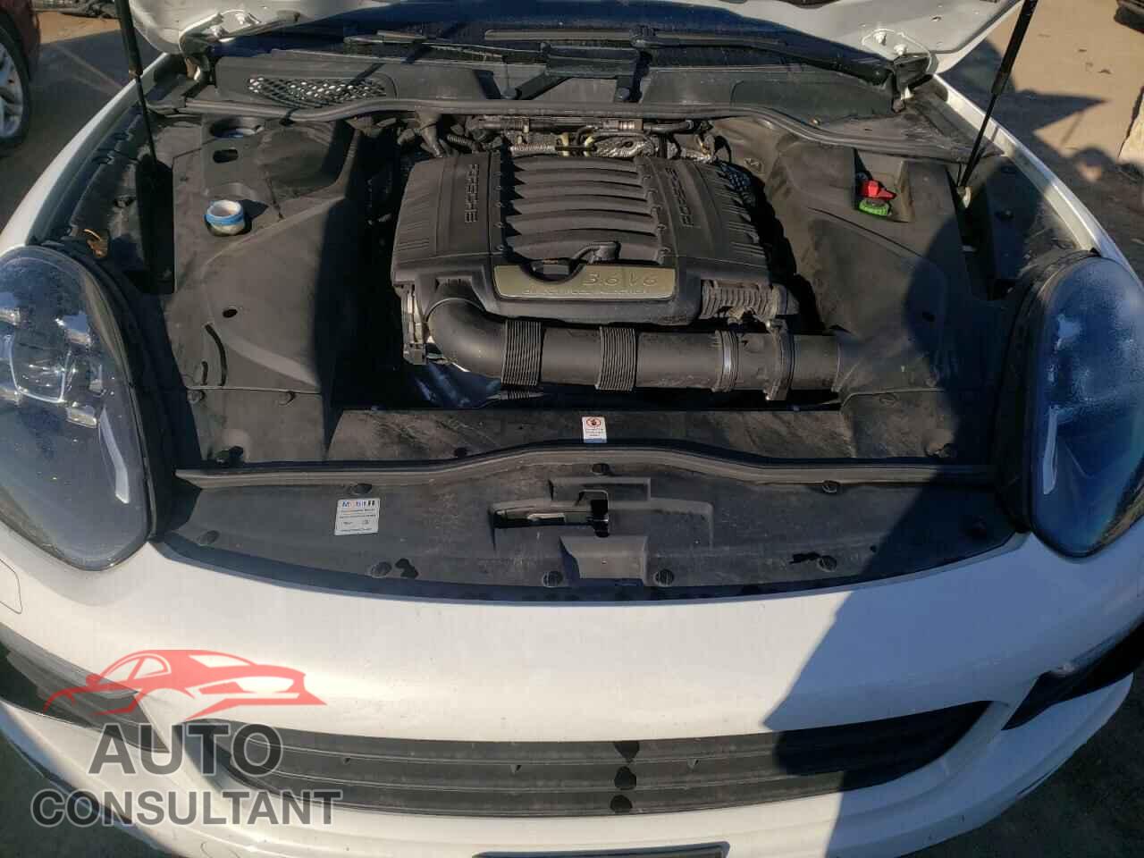 PORSCHE CAYENNE 2017 - WP1AA2A26HKA83610