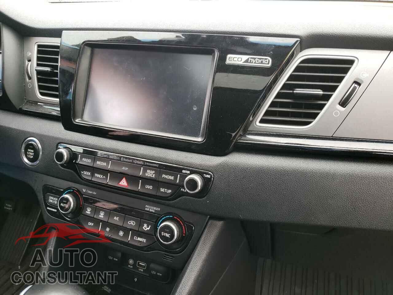 KIA NIRO 2018 - KNDCE3LC1J5175397