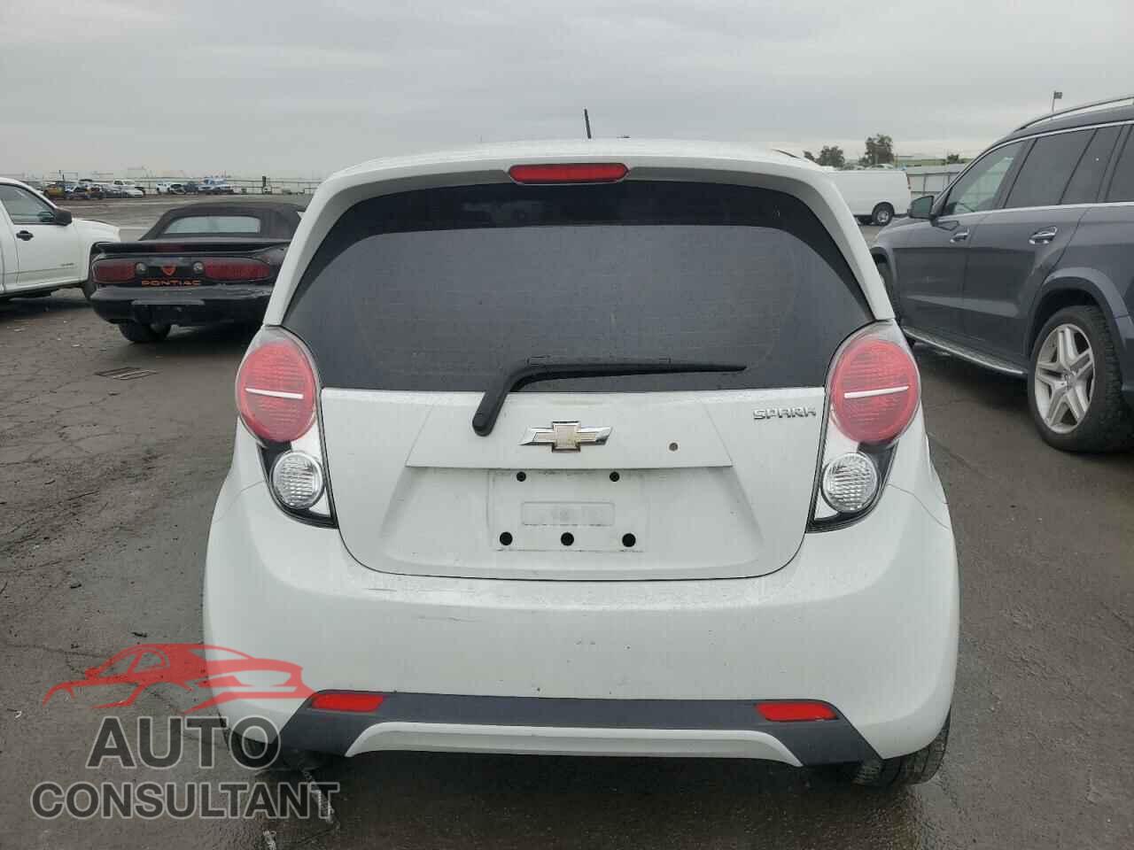 CHEVROLET SPARK 2015 - KL8CD6S90FC745895