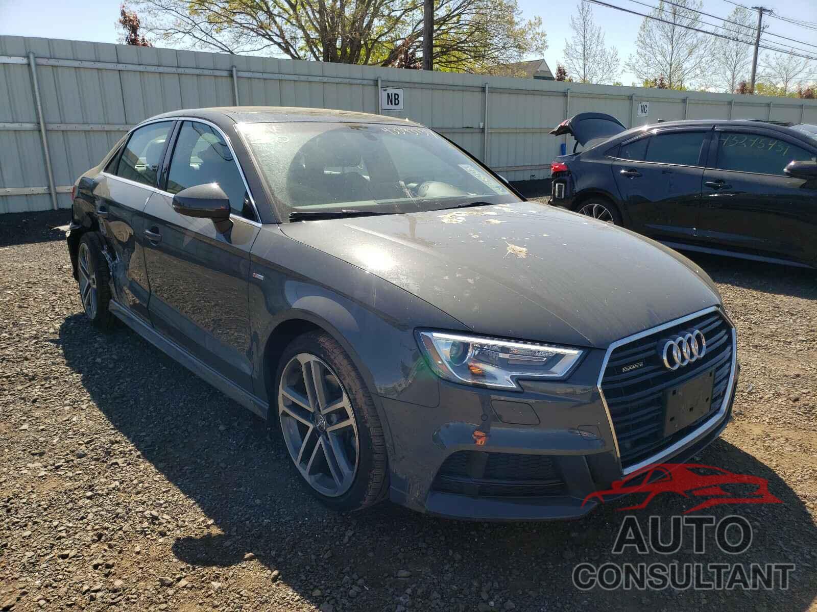 AUDI A3 2018 - WAUJ8GFF3J1075365