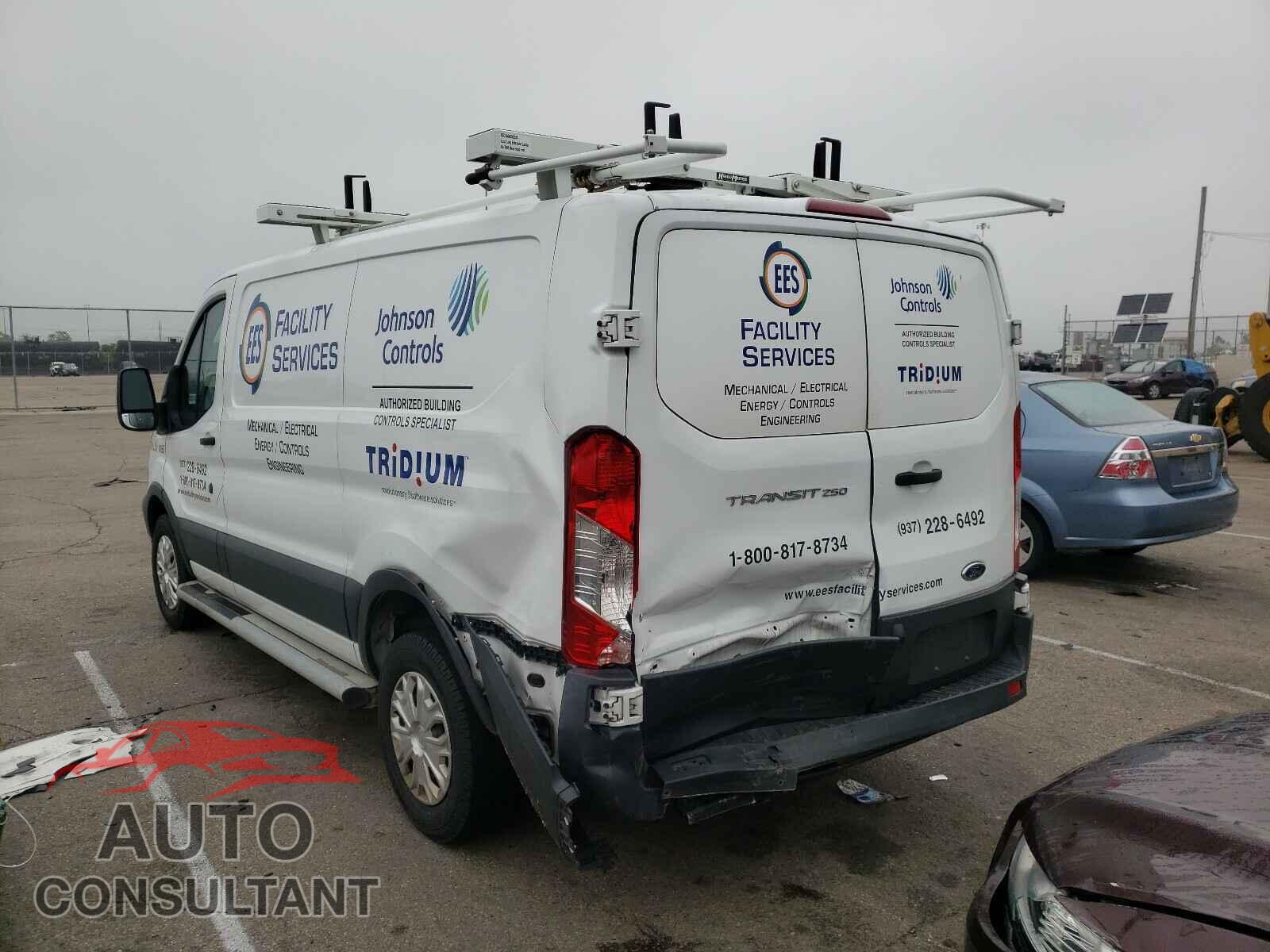 FORD TRANSIT CO 2017 - 1FTYR1ZM4HKA92346
