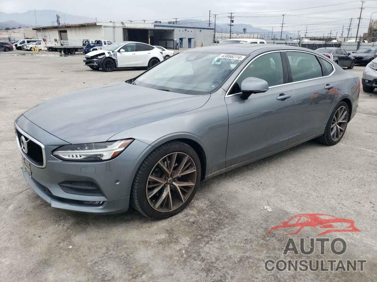 VOLVO S90 2018 - LVY982AK3JP030445