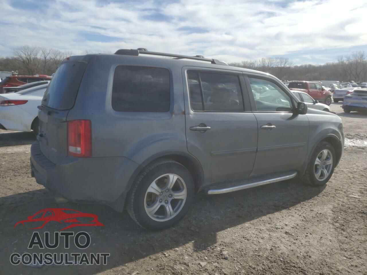 HONDA PILOT 2013 - 5FNYF4H60DB048266