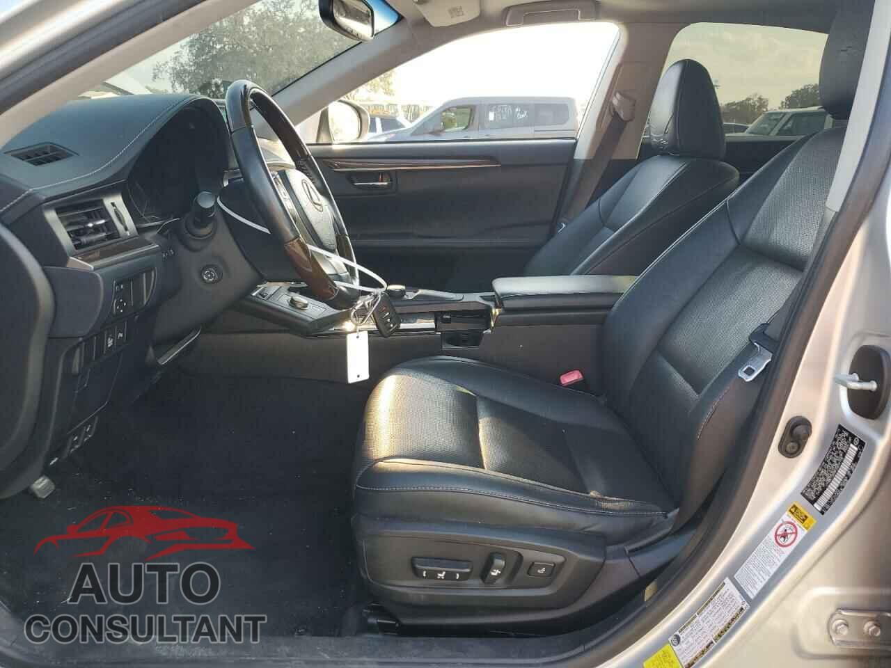 LEXUS ES350 2015 - JTHBK1GG0F2209102