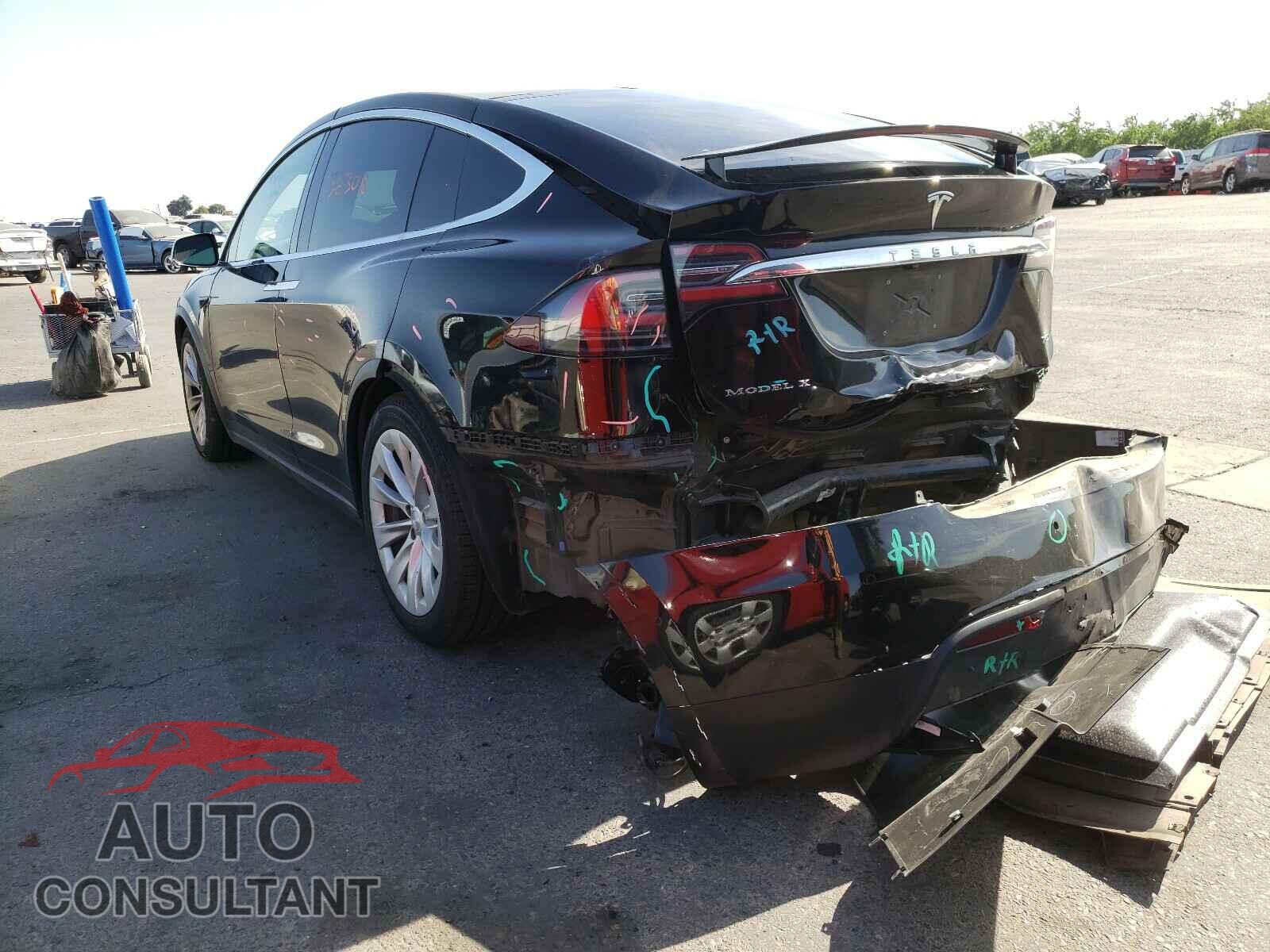 TESLA MODEL X 2018 - 5YJXCAE25JF137802