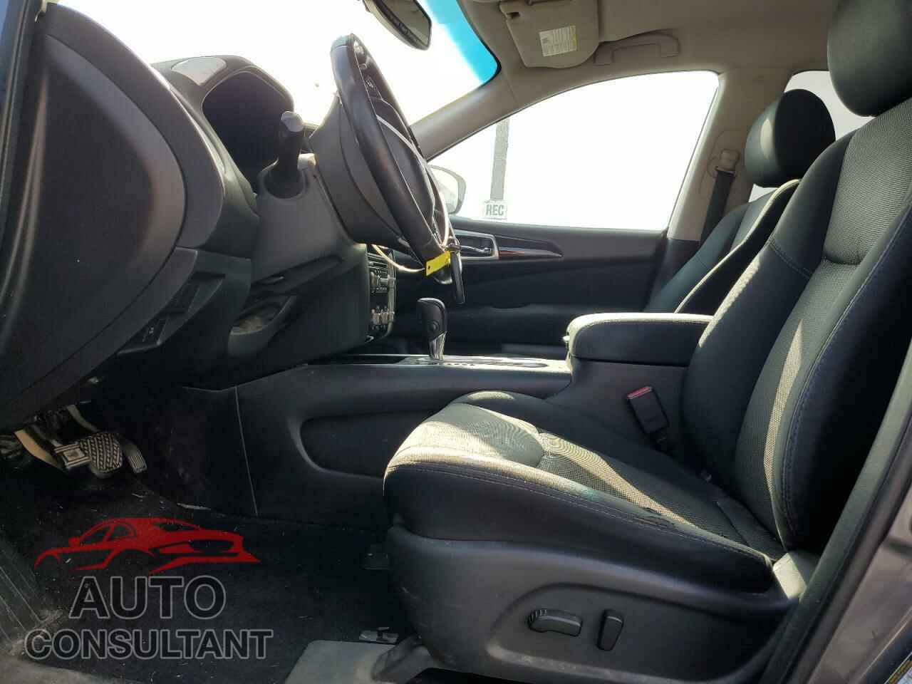 NISSAN PATHFINDER 2017 - 5N1DR2MN3HC685982