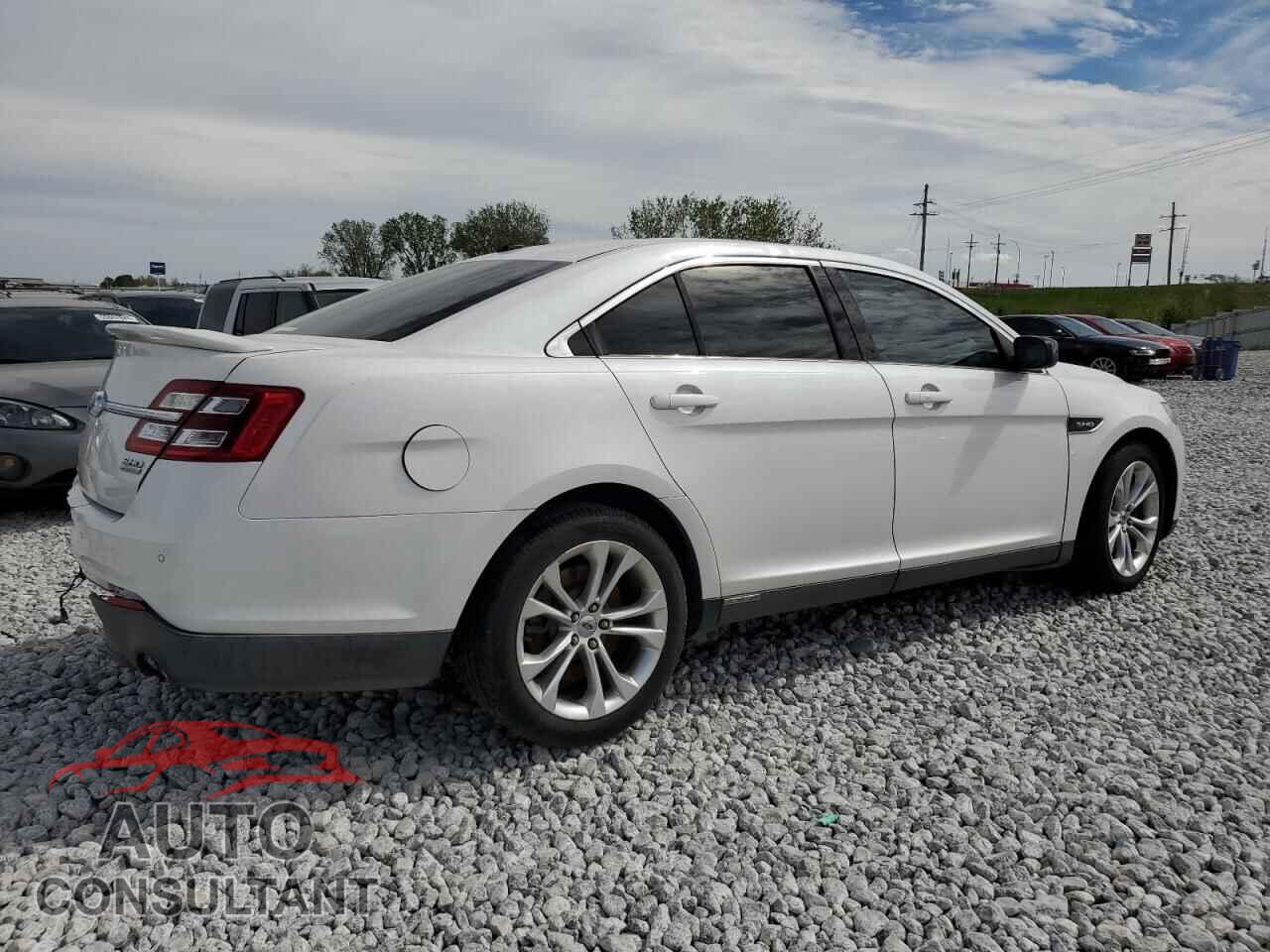 FORD TAURUS 2013 - 1FAHP2KT4DG120646