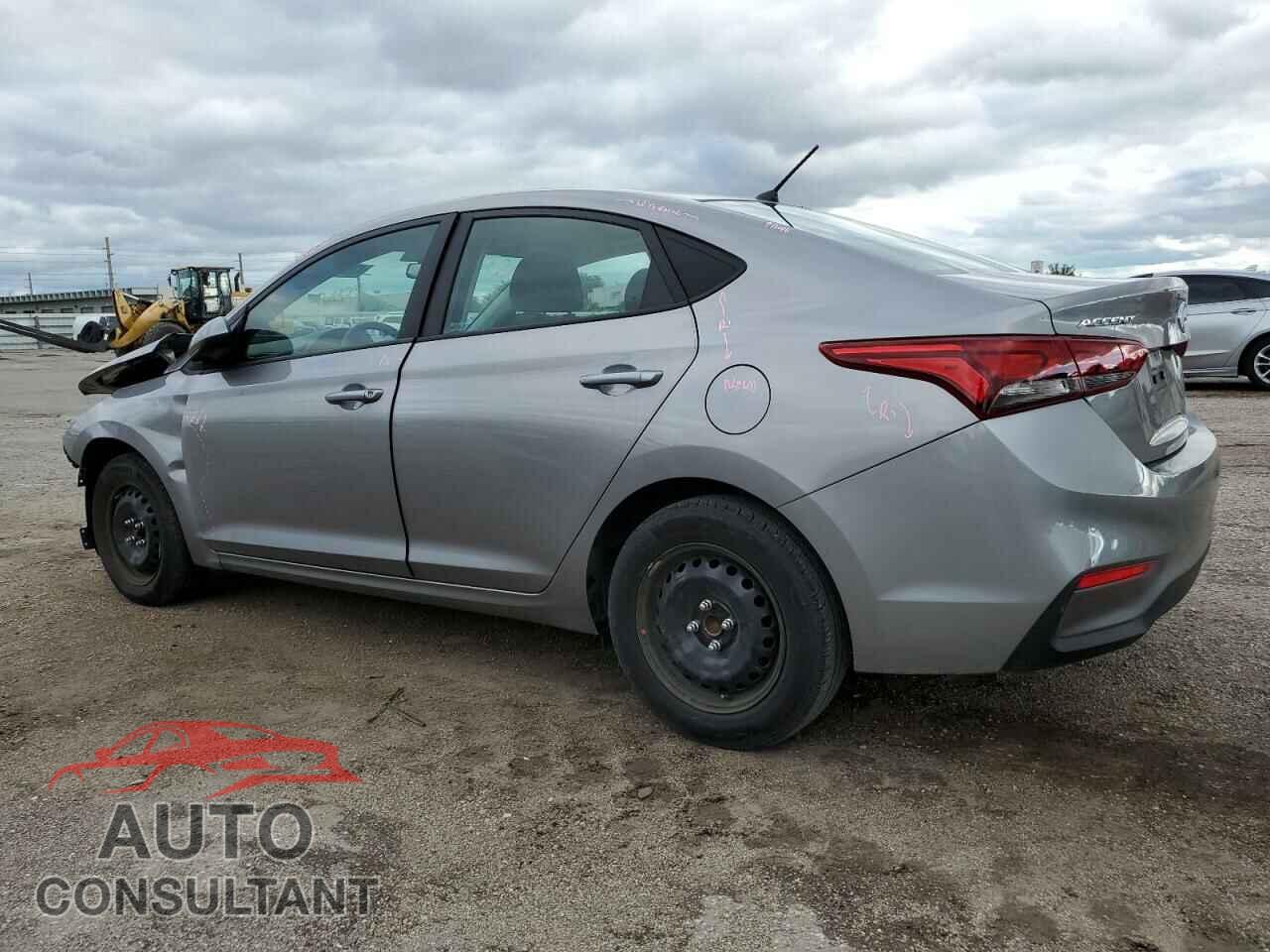 HYUNDAI ACCENT 2022 - 3KPC24A61NE184431
