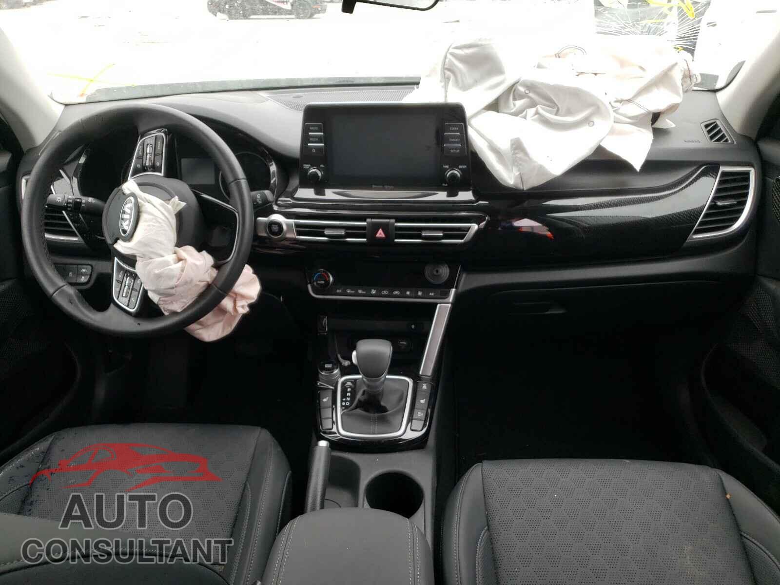 KIA SELTOS 2021 - KNDERCAA2M7076501