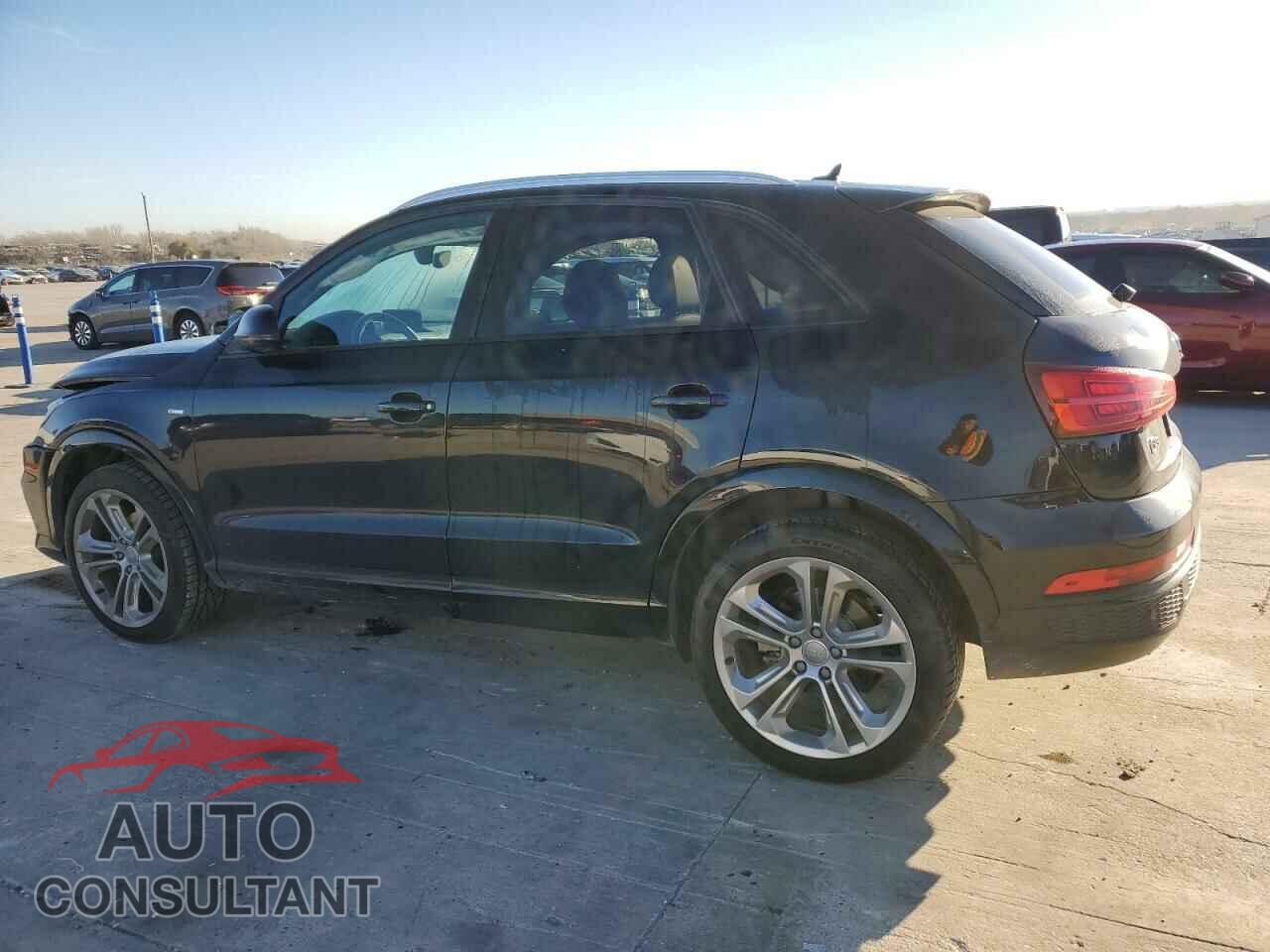 AUDI Q3 2018 - WA1BCCFS7JR032607