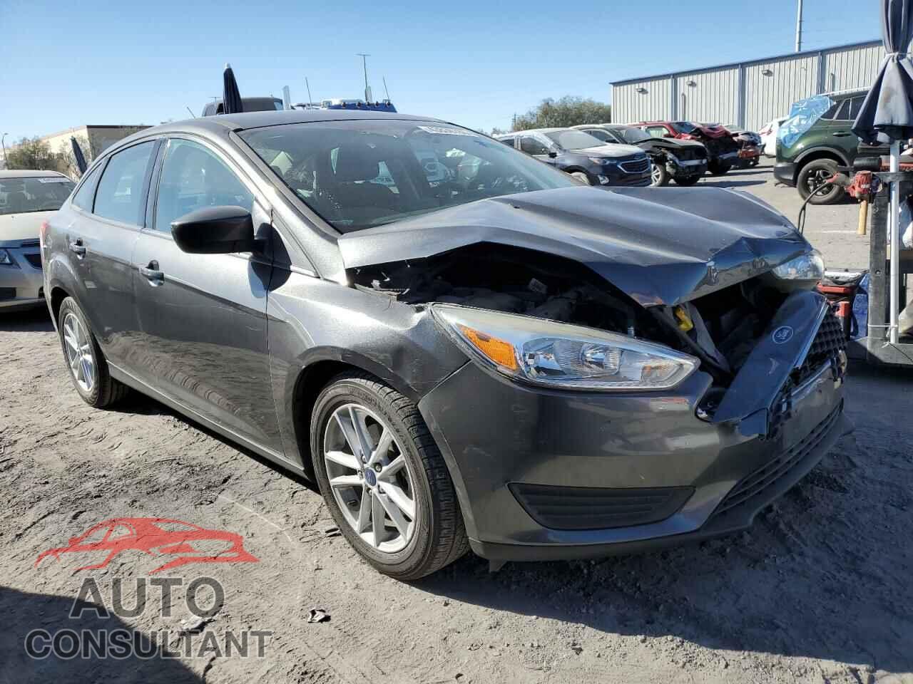 FORD FOCUS 2018 - 1FADP3F27JL249473