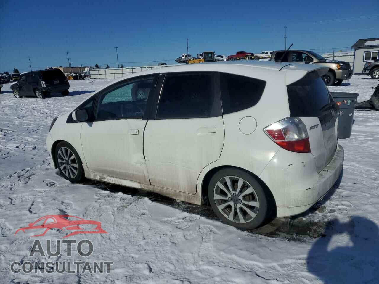 HONDA FIT 2013 - JHMGE8H50DC032934