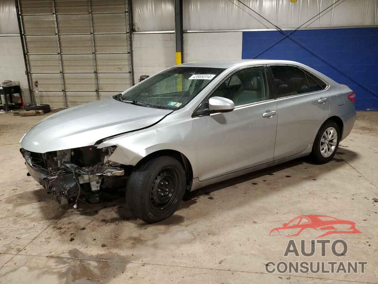 TOYOTA CAMRY 2016 - 4T4BF1FK1GR540807