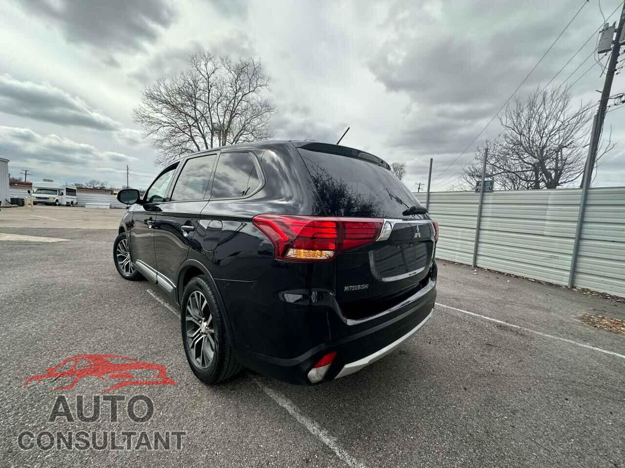 MITSUBISHI OUTLANDER 2016 - JA4AD3A3XGZ040184