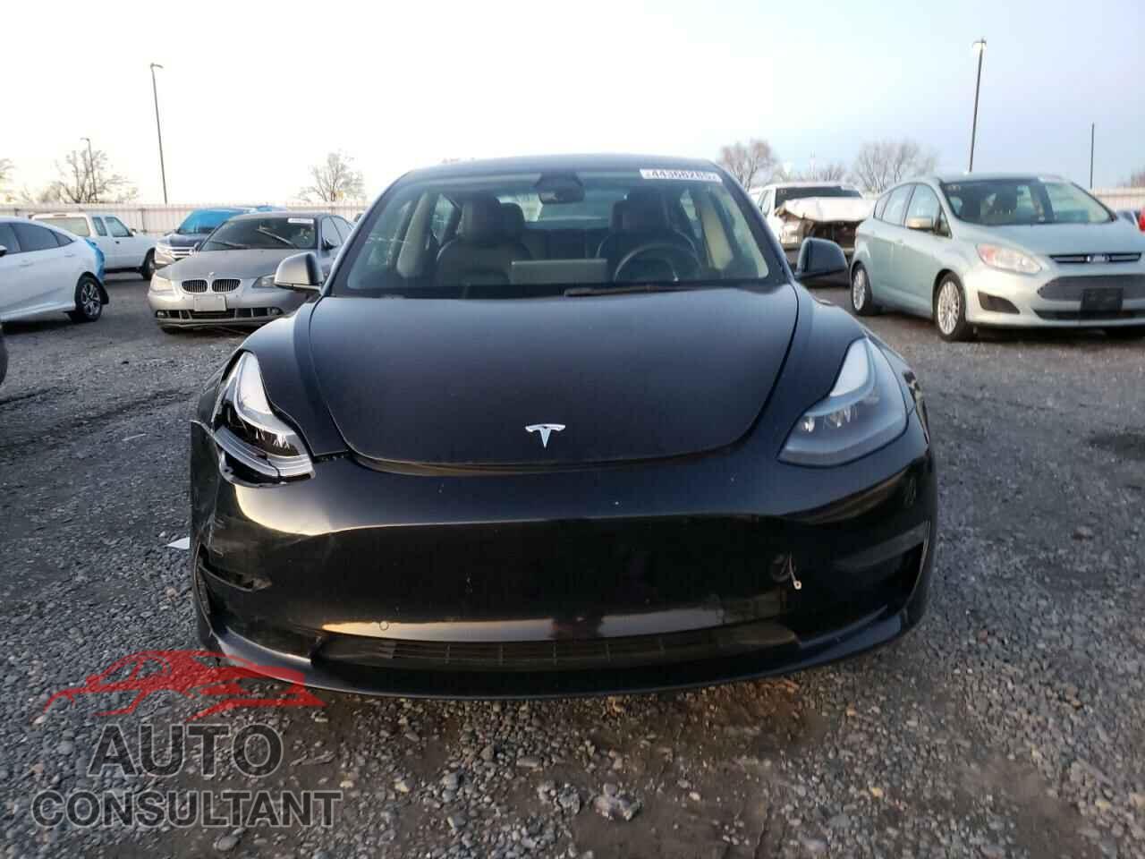 TESLA MODEL 3 2022 - 5YJ3E1EB0NF272653
