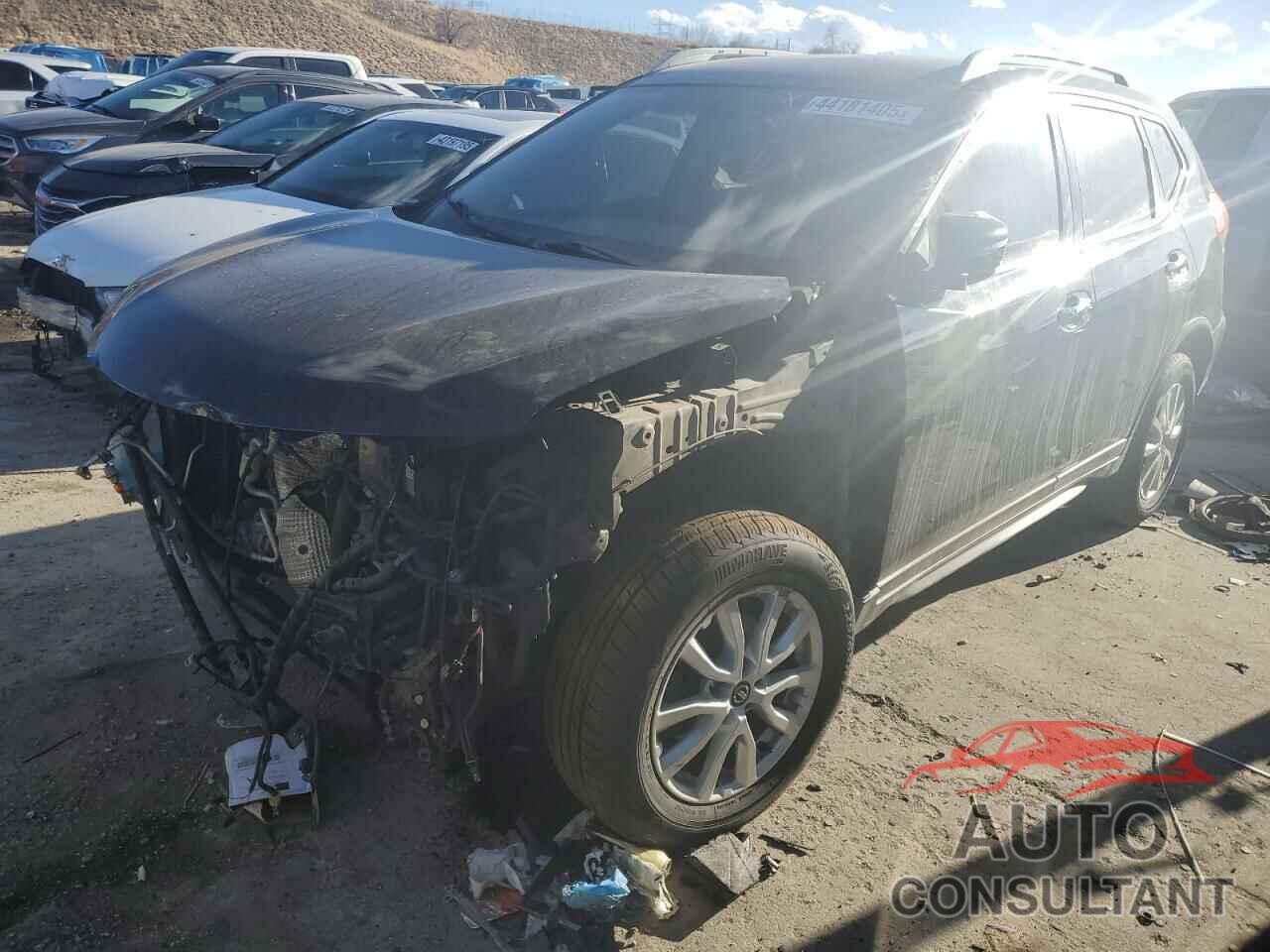 NISSAN ROGUE 2018 - 5N1AT2MV5JC814508
