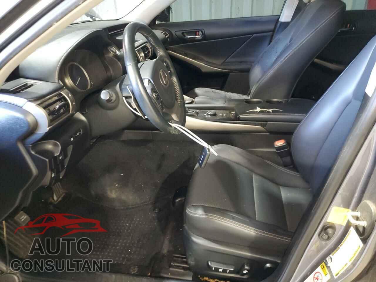LEXUS IS 2014 - JTHCE1D22E5000963