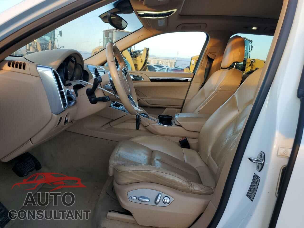 PORSCHE CAYENNE 2015 - WP1AF2A27FLA35736