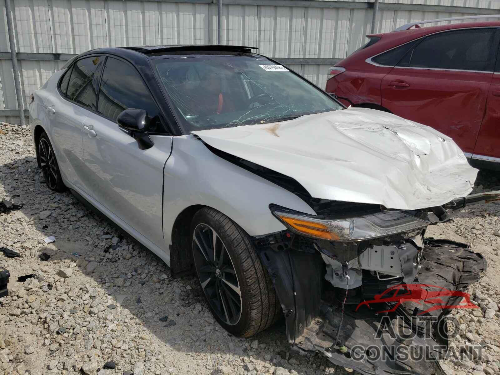 TOYOTA CAMRY 2019 - 4T1B61HK9KU272301