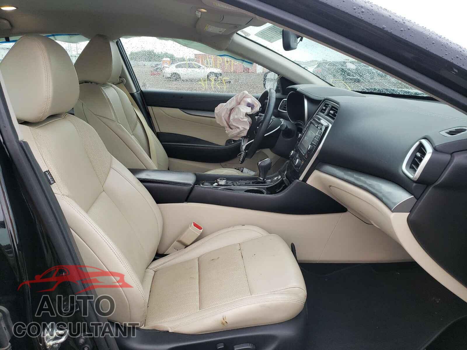 NISSAN MAXIMA 2017 - 1N4AA6AP0HC404223