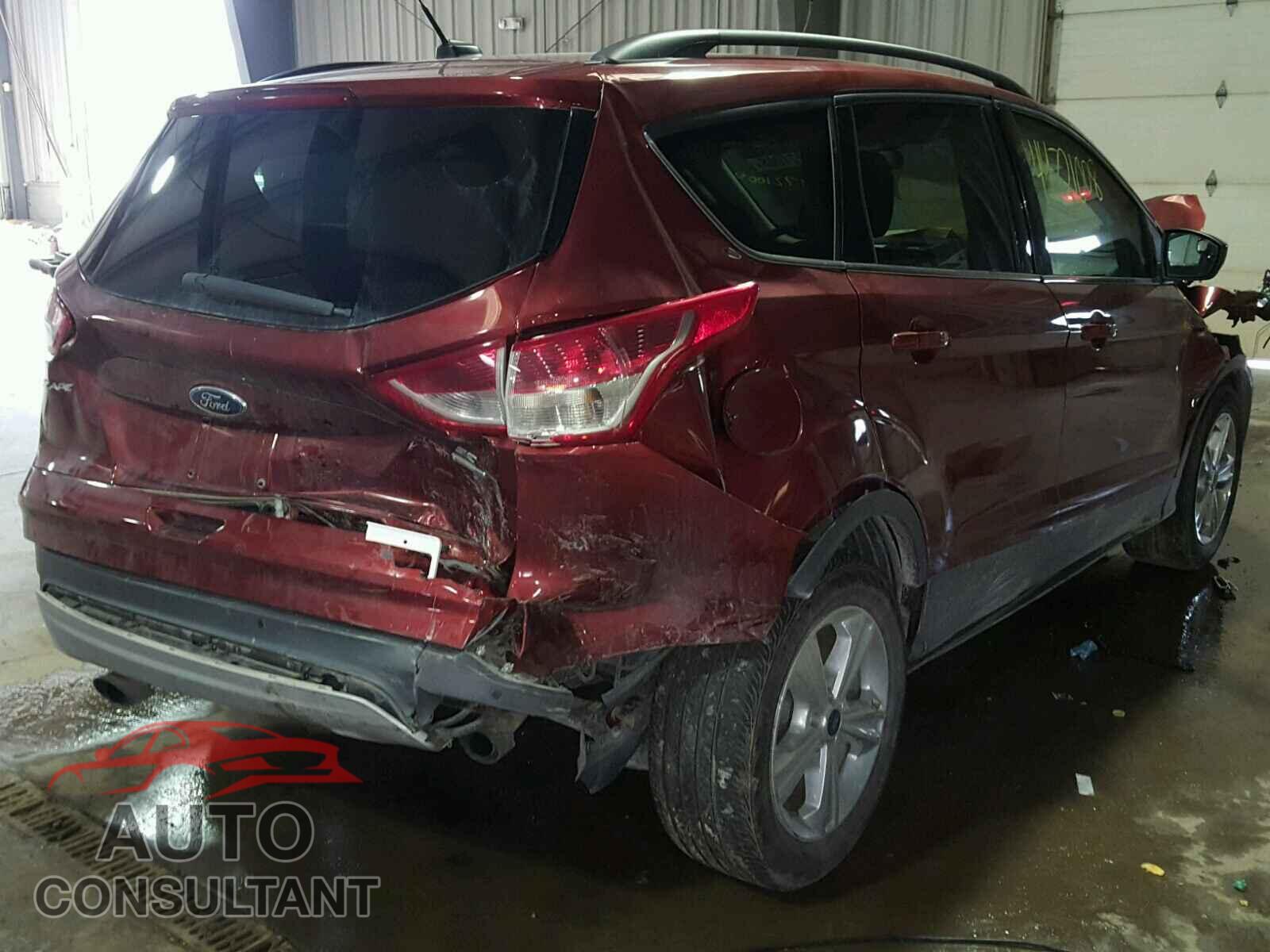 FORD ESCAPE SE 2015 - 1FMCU9G99FUC11396