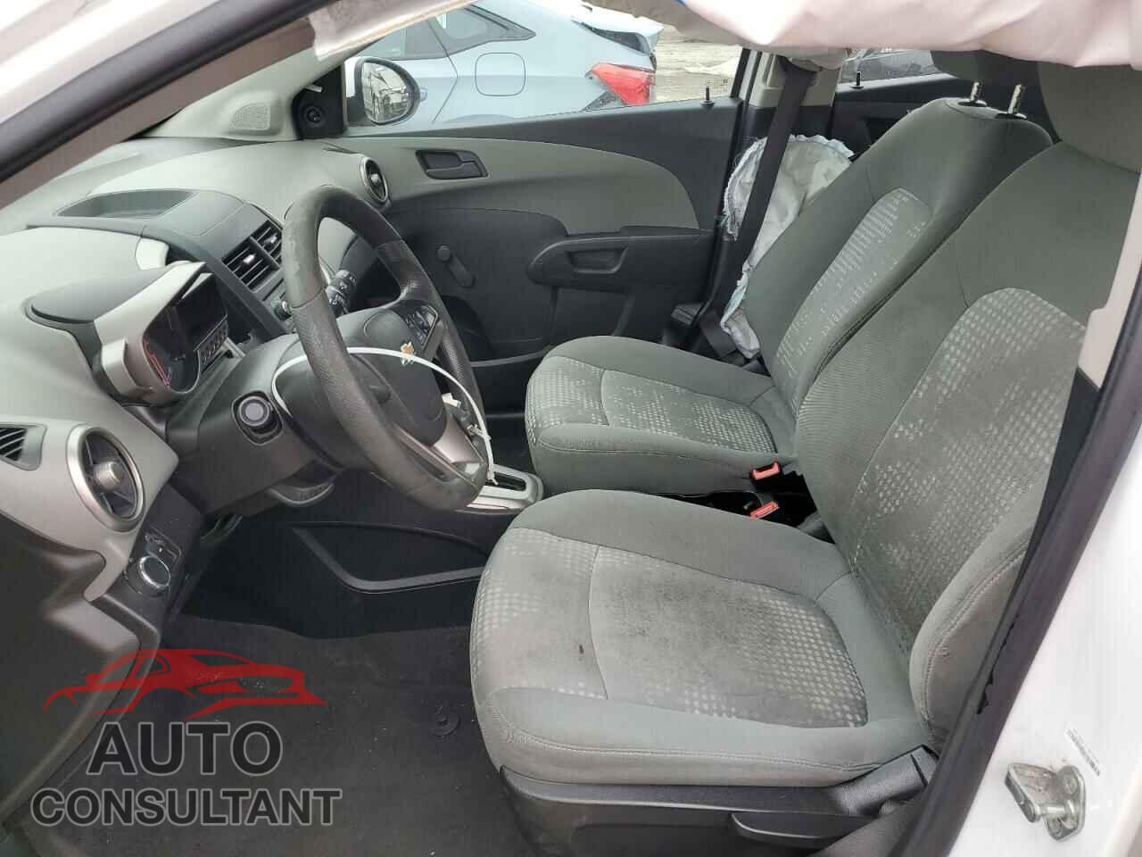 CHEVROLET SONIC 2016 - 1G1JA6SHXG4171759