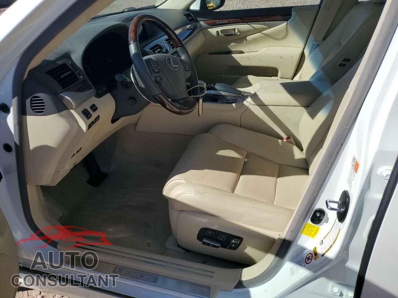 LEXUS LS460 2015 - JTHBL5EF9F5137054