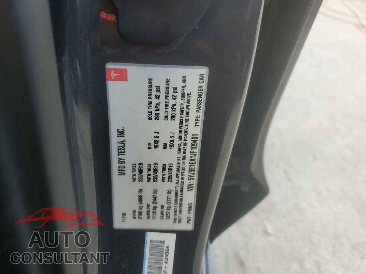 TESLA MODEL 3 2018 - 5YJ3E1EA1JF109401
