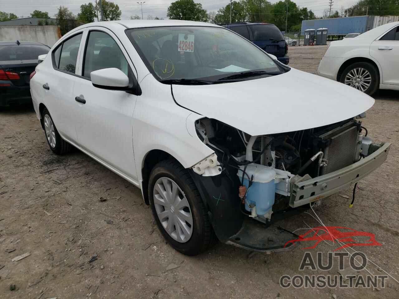 NISSAN VERSA 2019 - 3N1CN7AP2KL838977