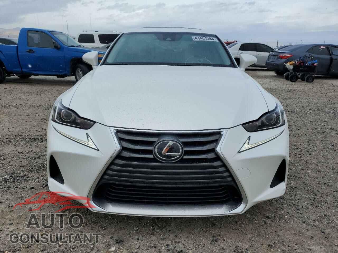 LEXUS IS 2019 - JTHBA1D22K5087945