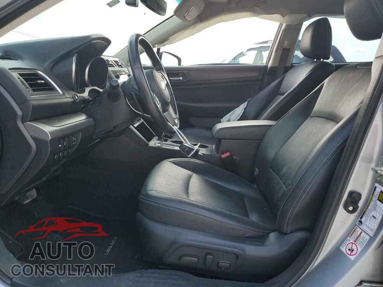 SUBARU LEGACY 2017 - 4S3BNAN69H3023901