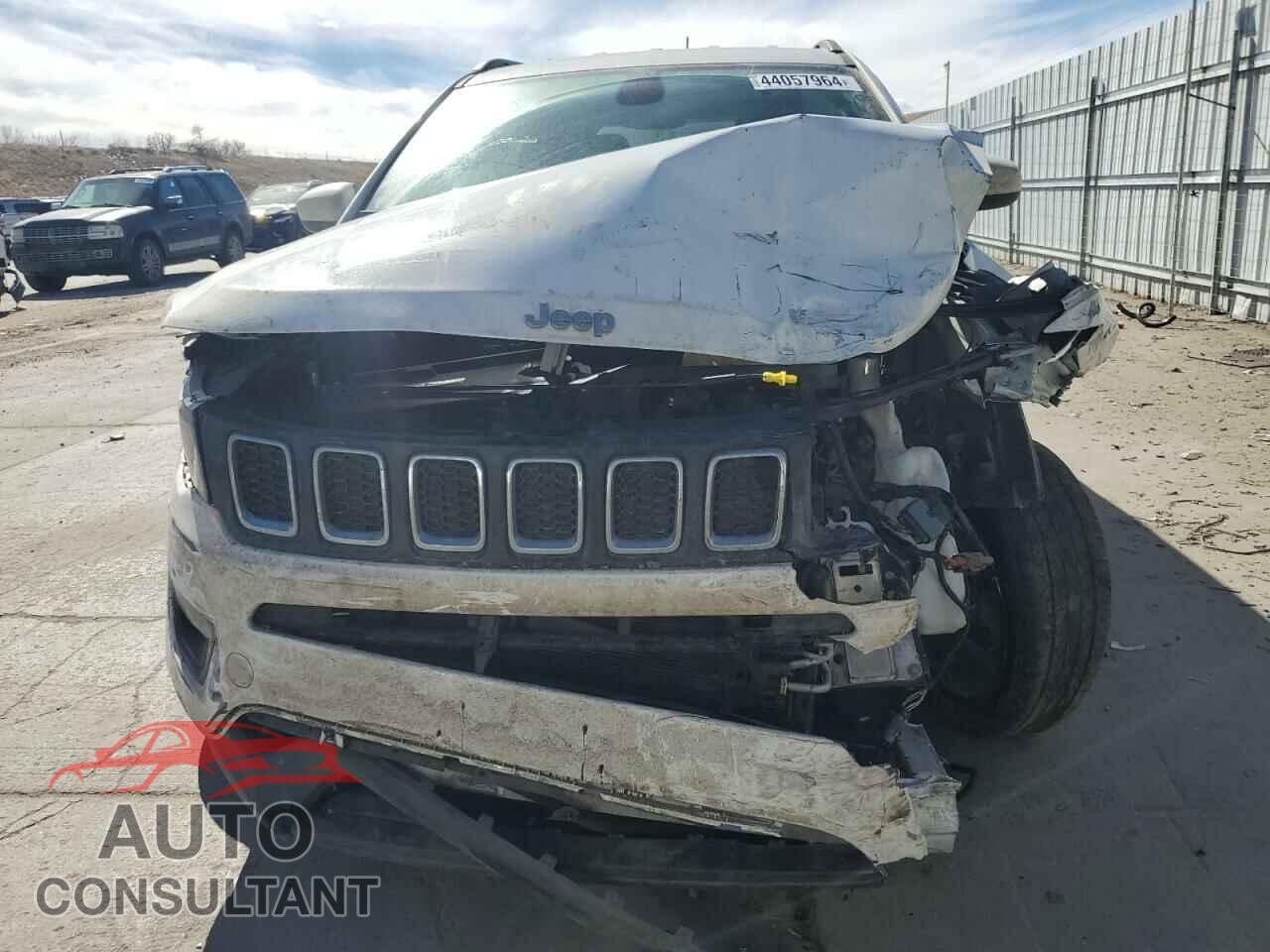 JEEP COMPASS 2019 - 3C4NJDBB9KT629187