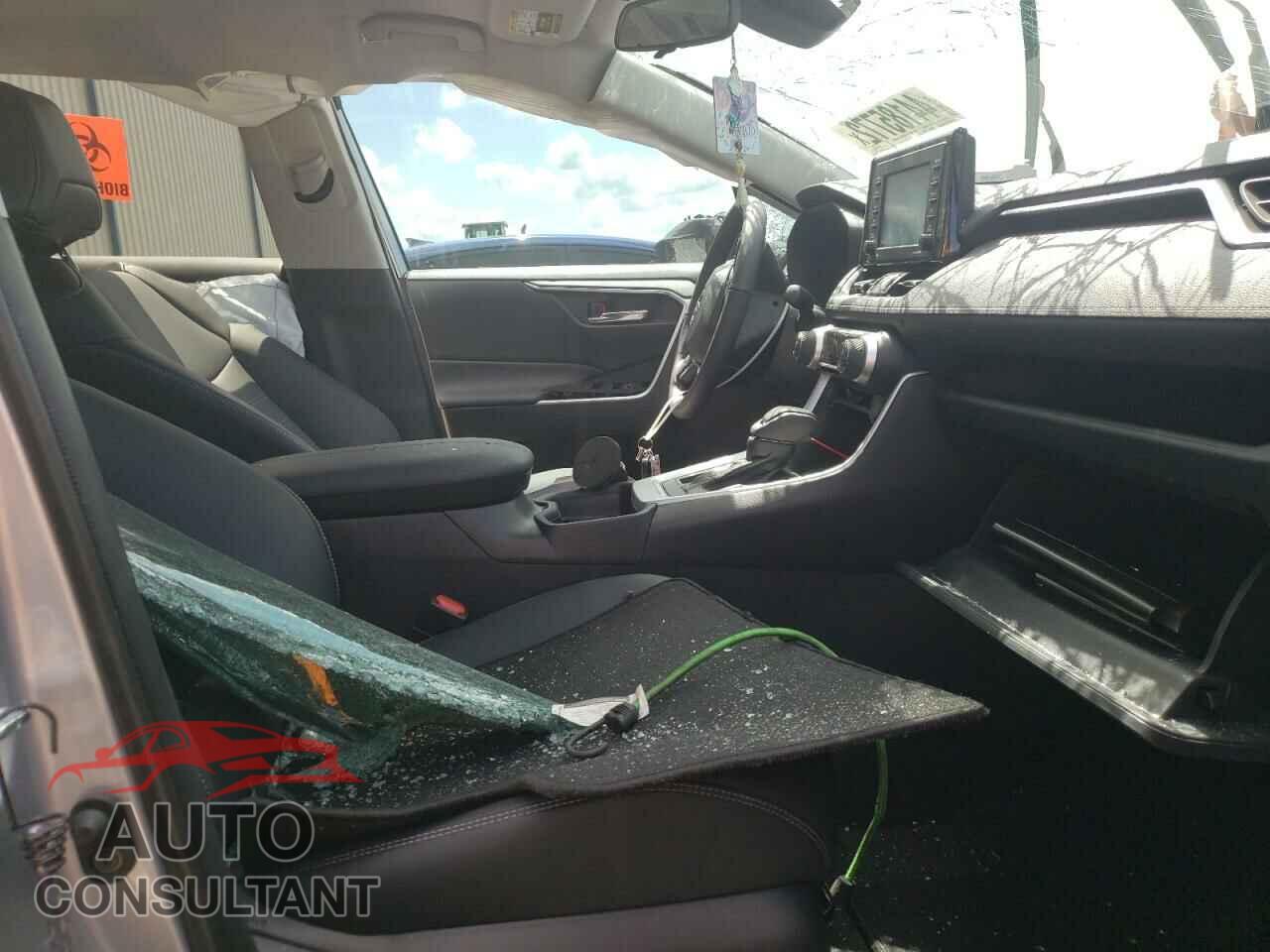 TOYOTA RAV4 2021 - 2T3C1RFV9MC167588