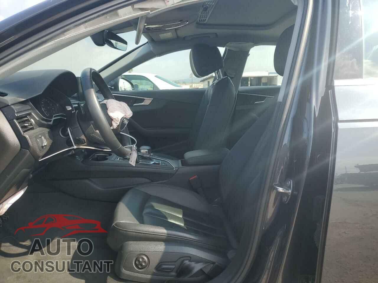 AUDI A4 2019 - WAUGMAF42KA005004