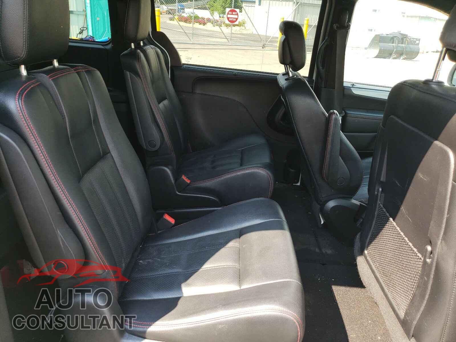 DODGE GRAND CARA 2019 - 2C4RDGEG4KR696364