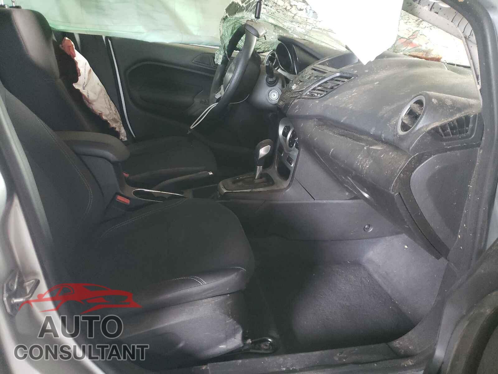 FORD FIESTA 2019 - 3FADP4EJXKM111280