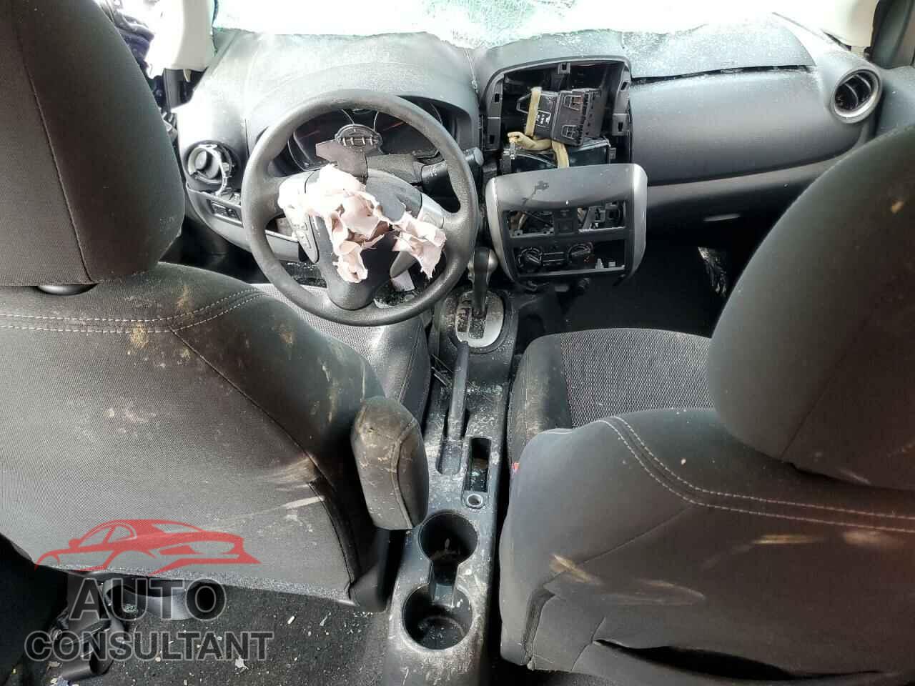 NISSAN VERSA 2018 - 3N1CN7AP7JL801163