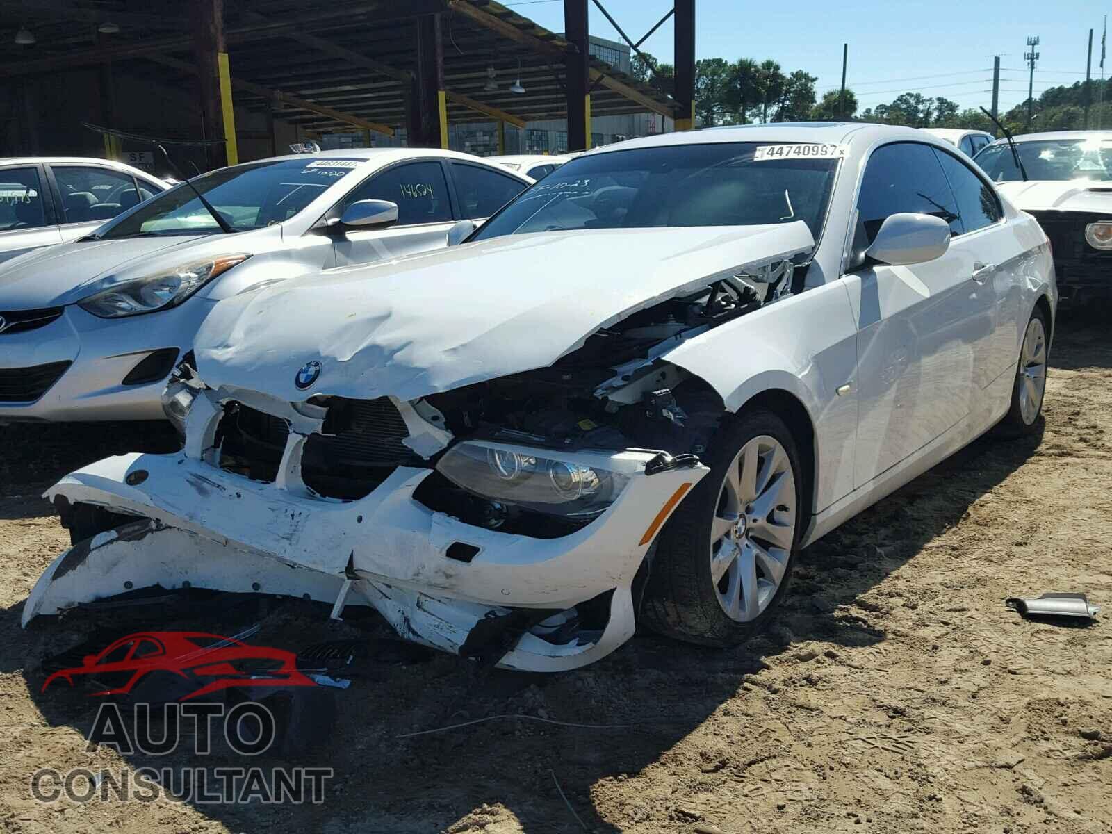 BMW 3 SERIES 2013 - WBAKE5C51DJ107733