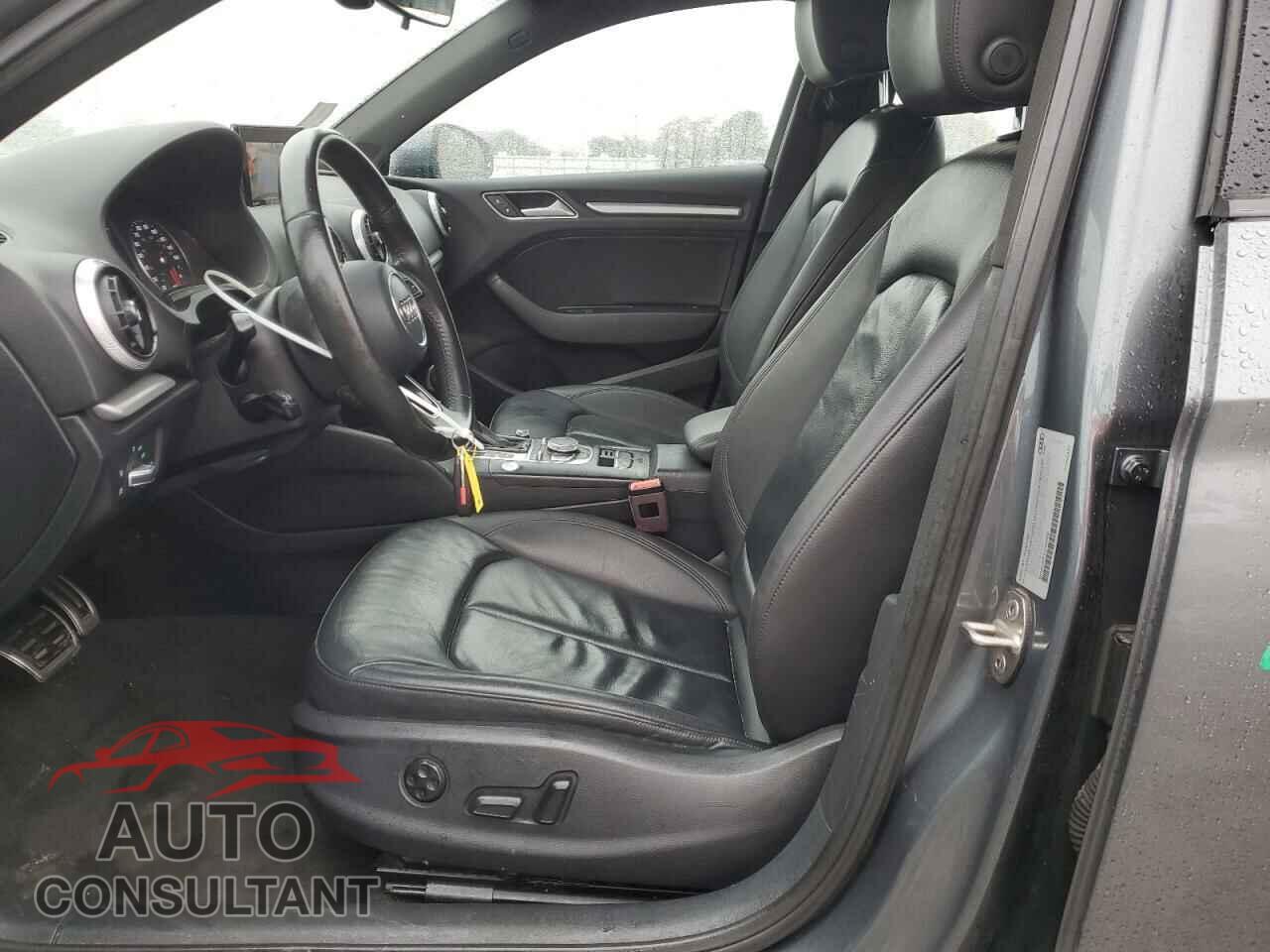 AUDI A3 2017 - WAUAUGFF7H1054458