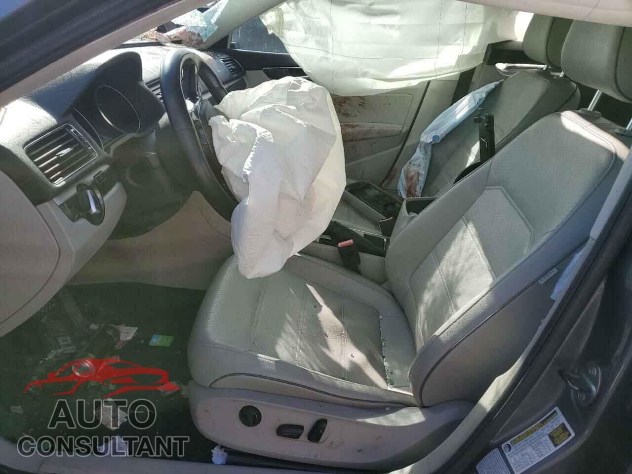 VOLKSWAGEN PASSAT 2017 - 1VWBT7A3XHC024198