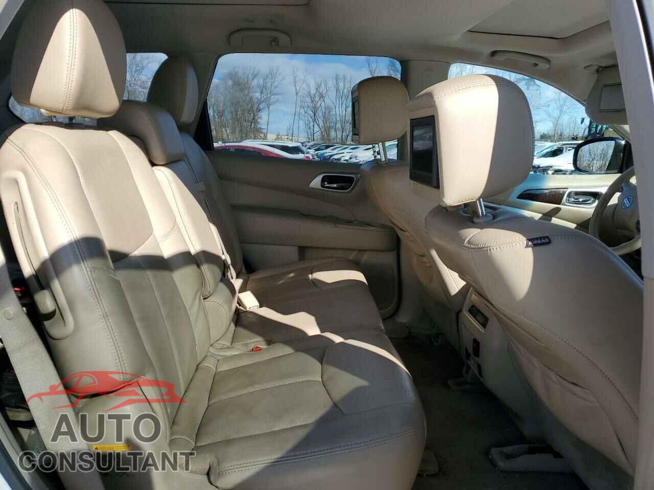 NISSAN PATHFINDER 2013 - 5N1AR2MM0DC653561