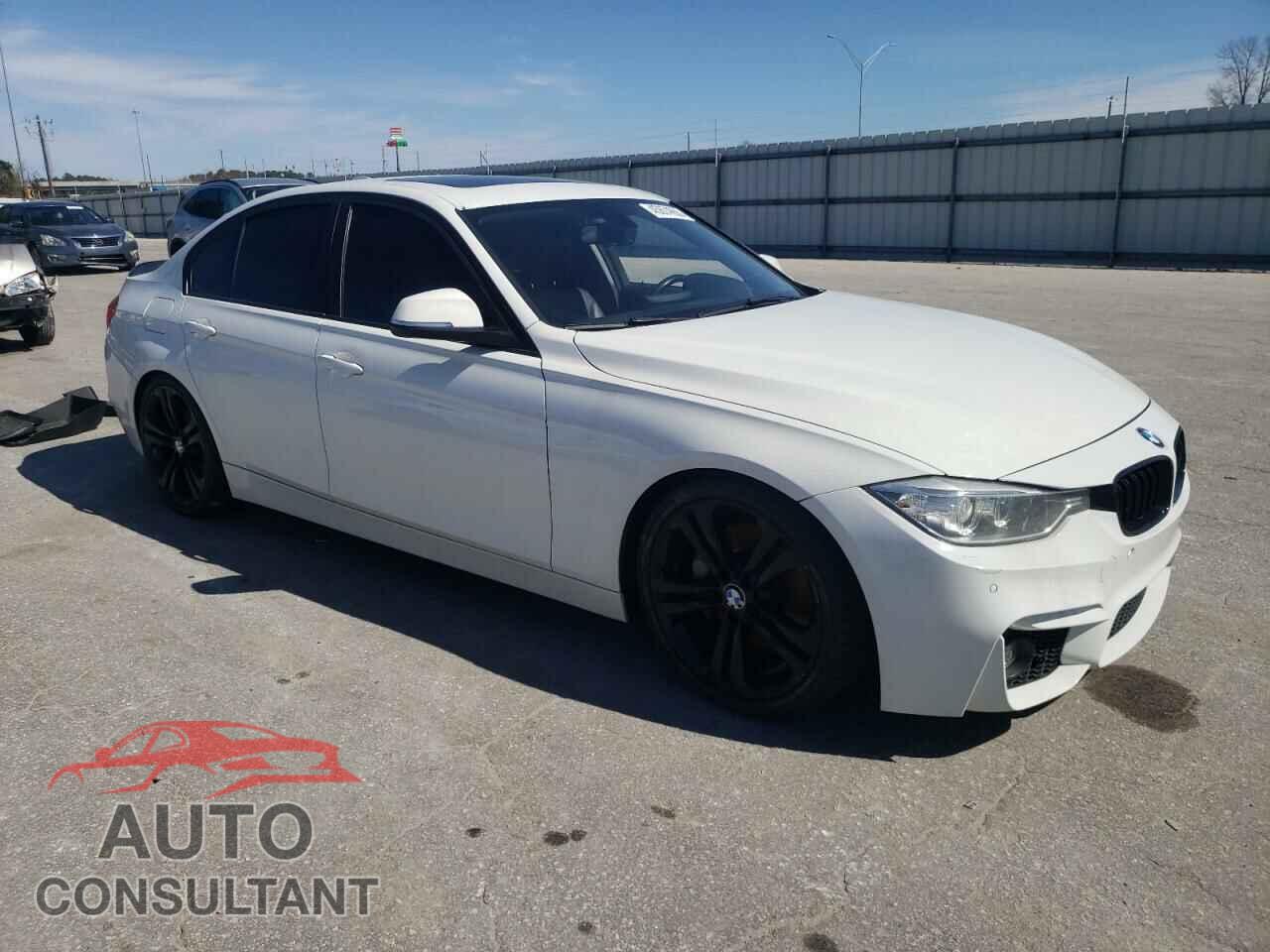 BMW 3 SERIES 2012 - WBA3A9G52CNN67525