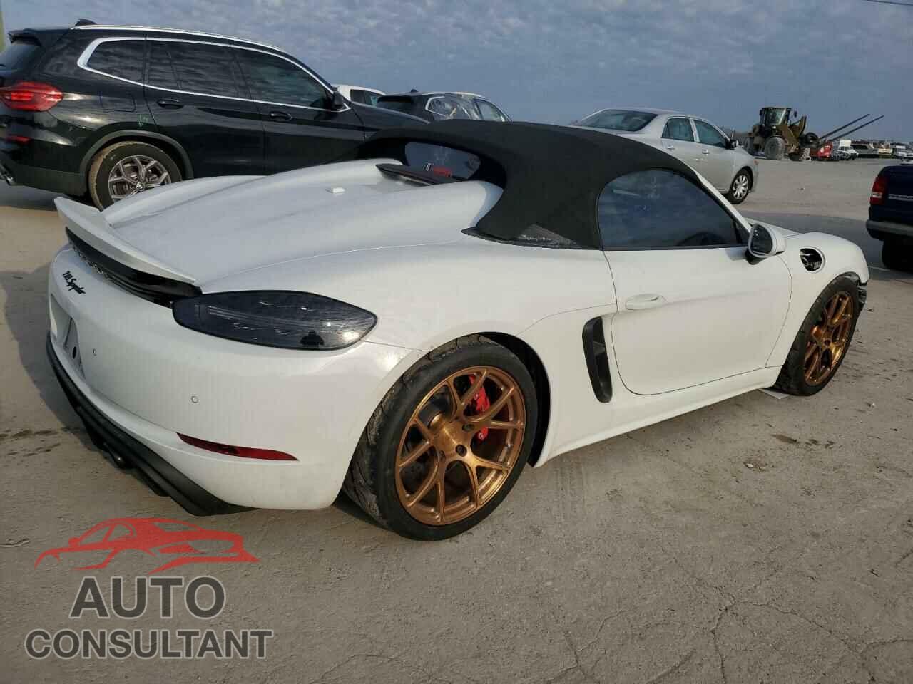 PORSCHE BOXSTER 2021 - WP0CC2A85MS240854