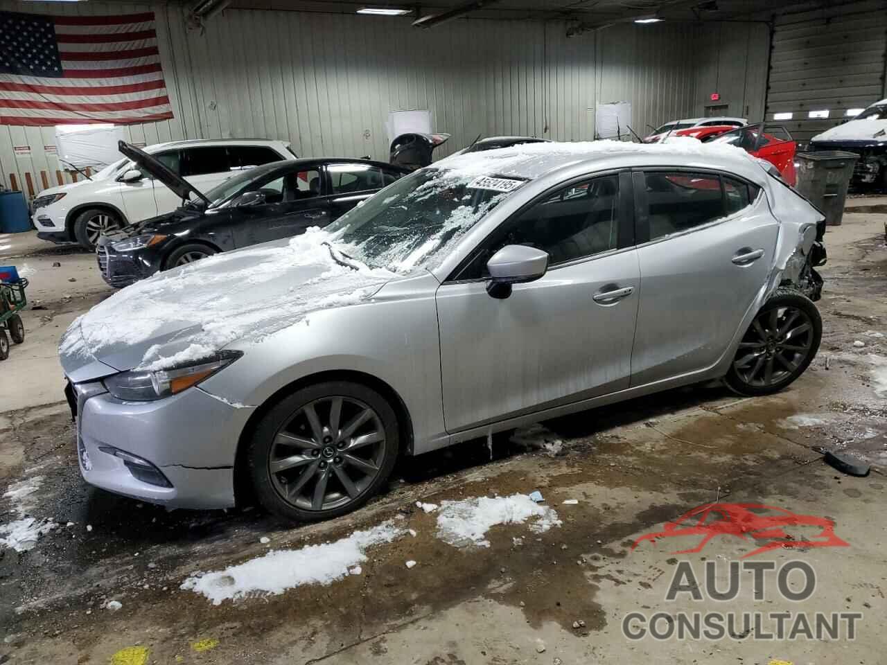 MAZDA 3 2018 - 3MZBN1L38JM274581