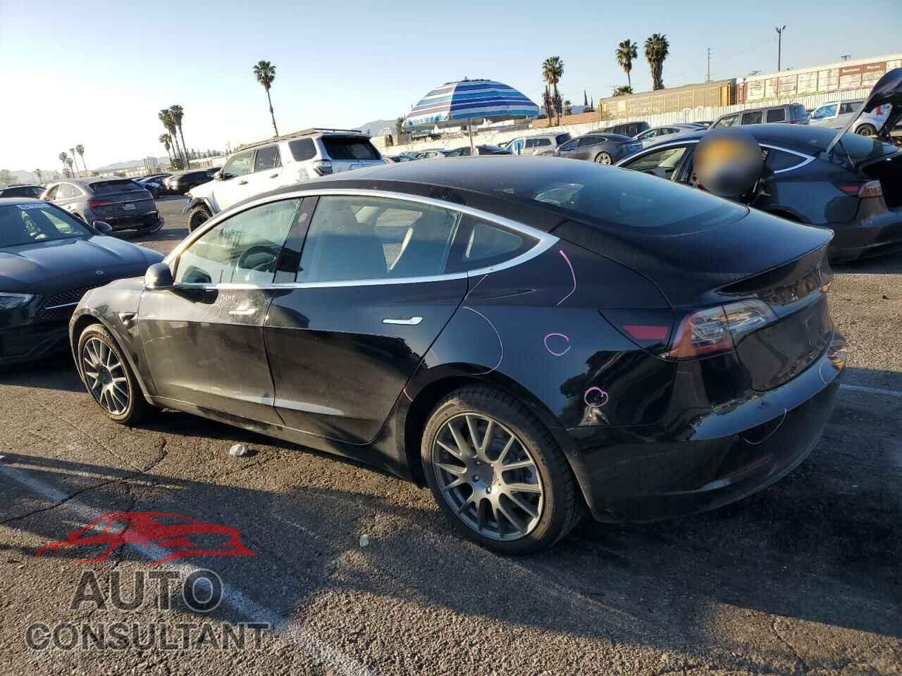 TESLA MODEL 3 2018 - 5YJ3E1EA6JF070935
