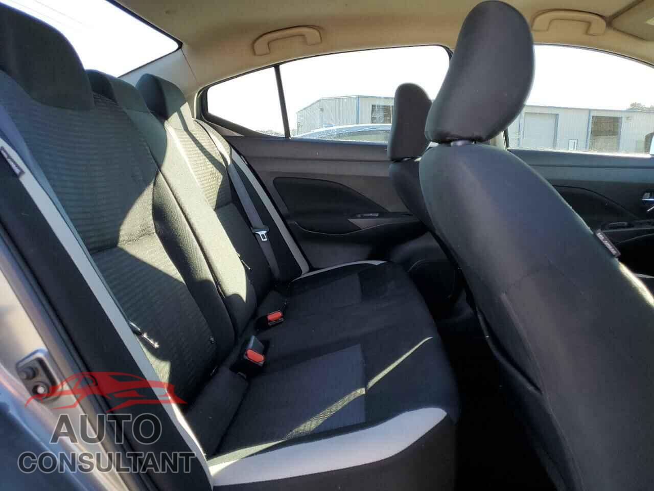 NISSAN VERSA 2021 - 3N1CN8EV5ML833371