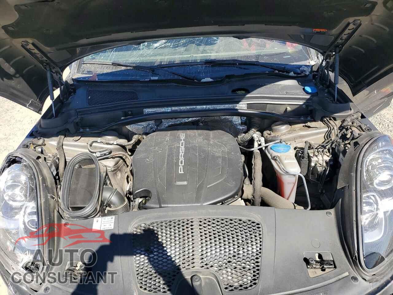 PORSCHE MACAN 2018 - WP1AA2A54JLB03394