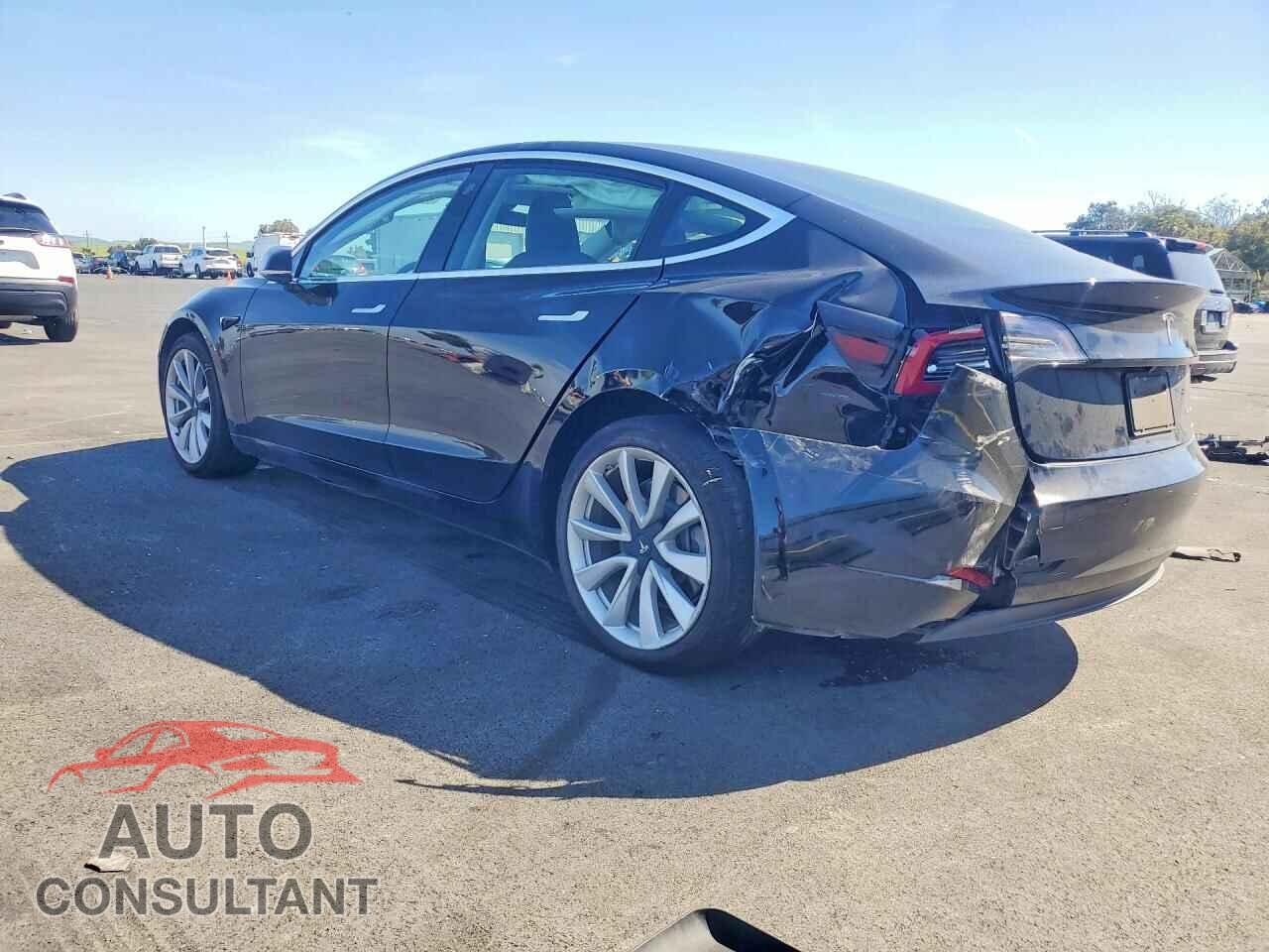TESLA MODEL 3 2019 - 5YJ3E1EB1KF543120